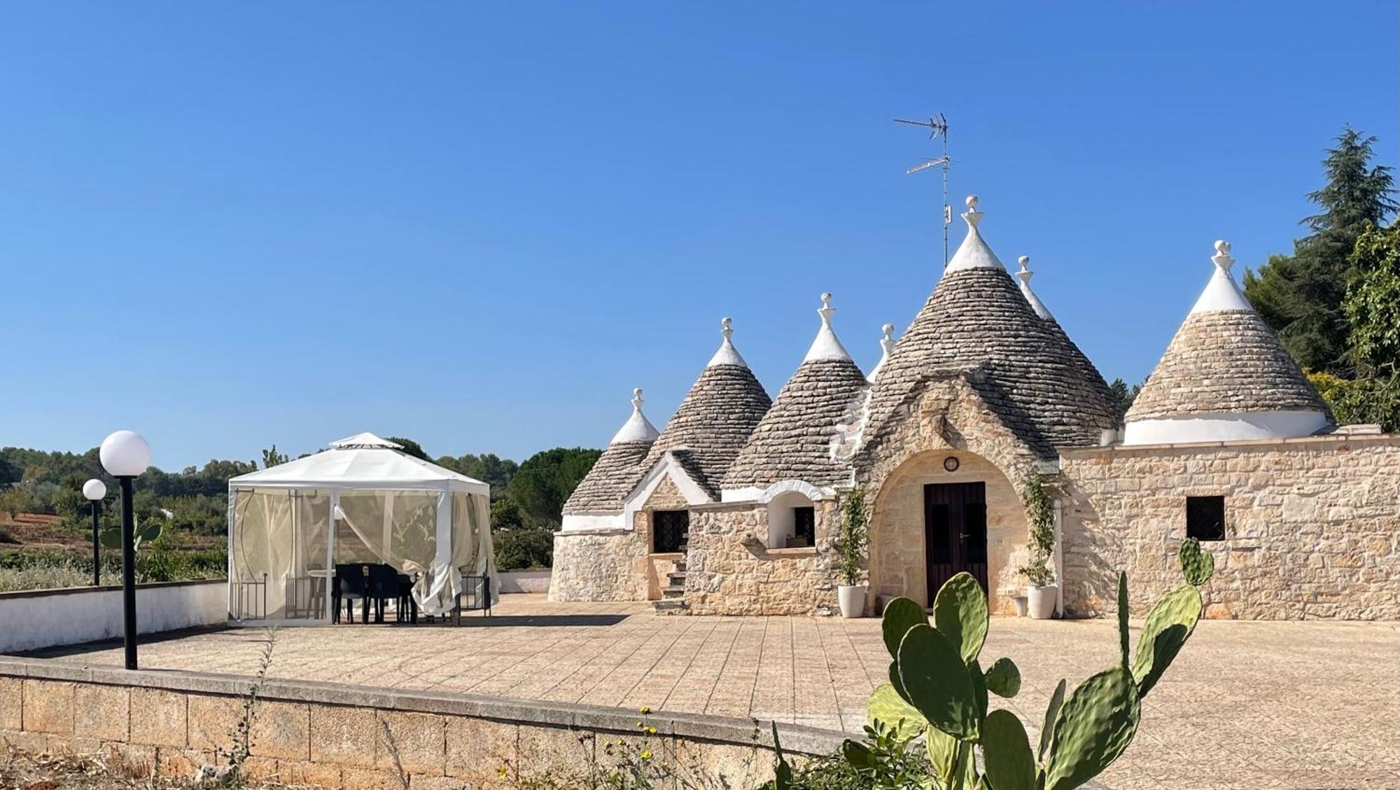 הוילה מרטינה פרנקה Trulli Del Sole מראה חיצוני תמונה