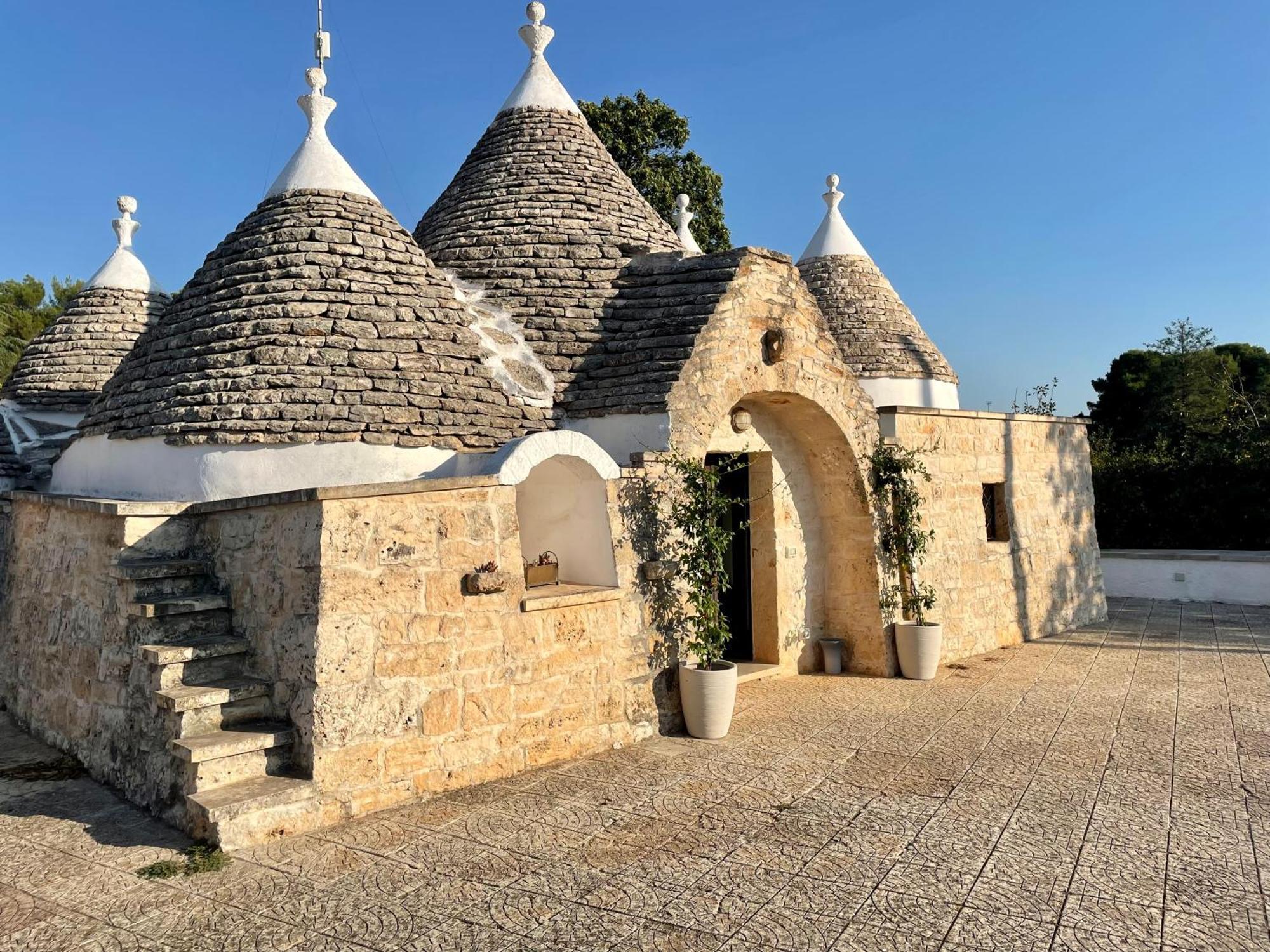 הוילה מרטינה פרנקה Trulli Del Sole מראה חיצוני תמונה