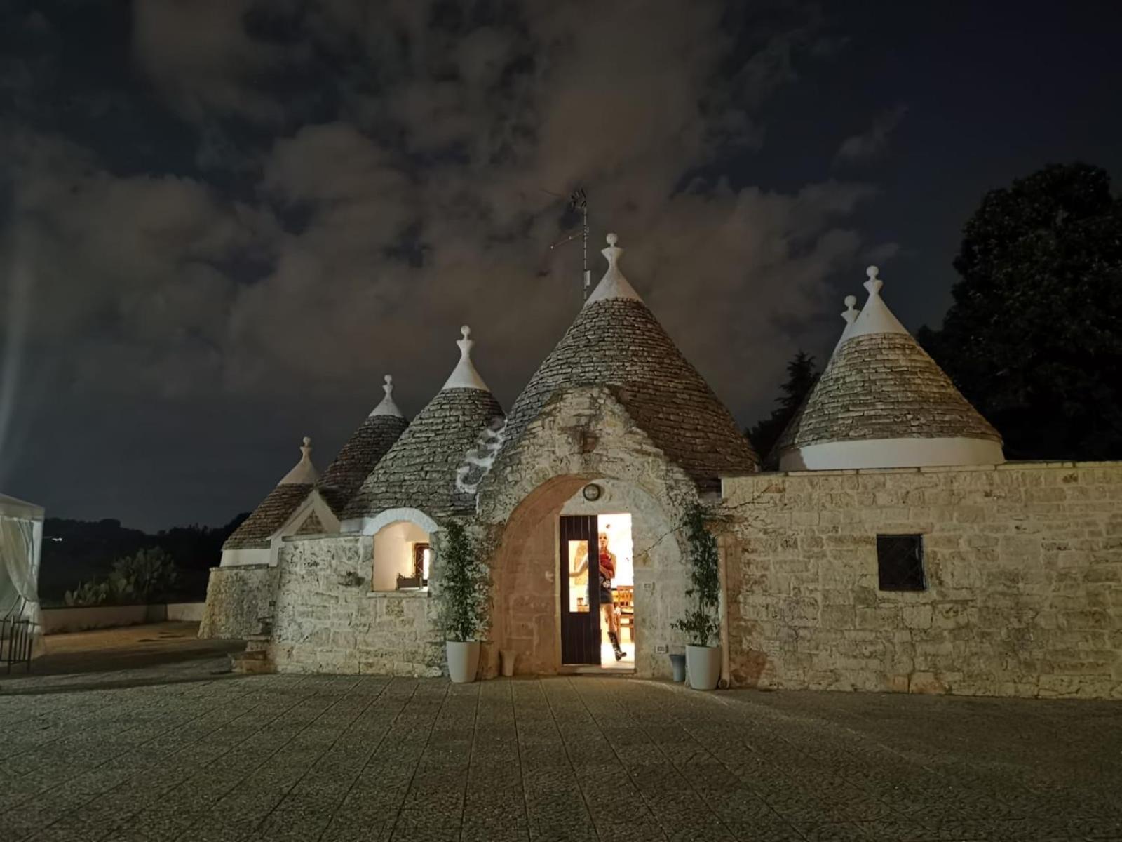 הוילה מרטינה פרנקה Trulli Del Sole מראה חיצוני תמונה